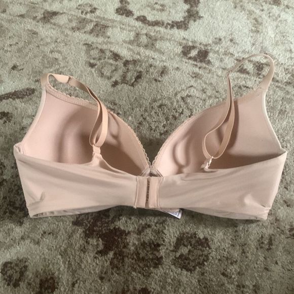 Victoria’s Secret tan body by Victoria unlined bra size 36DD - Picture 7 of 12
